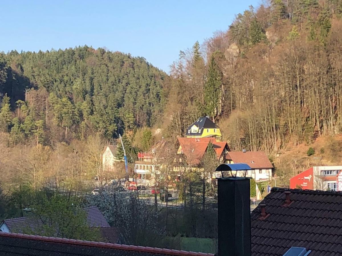 Hotel Landgasthof Frankenstern Goessweinstein Bagian luar foto