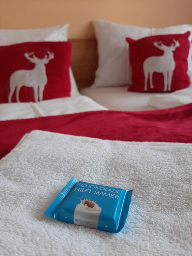 Hotel Landgasthof Frankenstern Goessweinstein Bagian luar foto