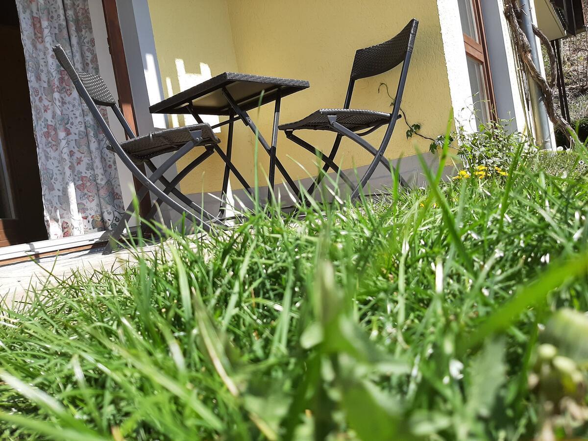 Hotel Landgasthof Frankenstern Goessweinstein Bagian luar foto
